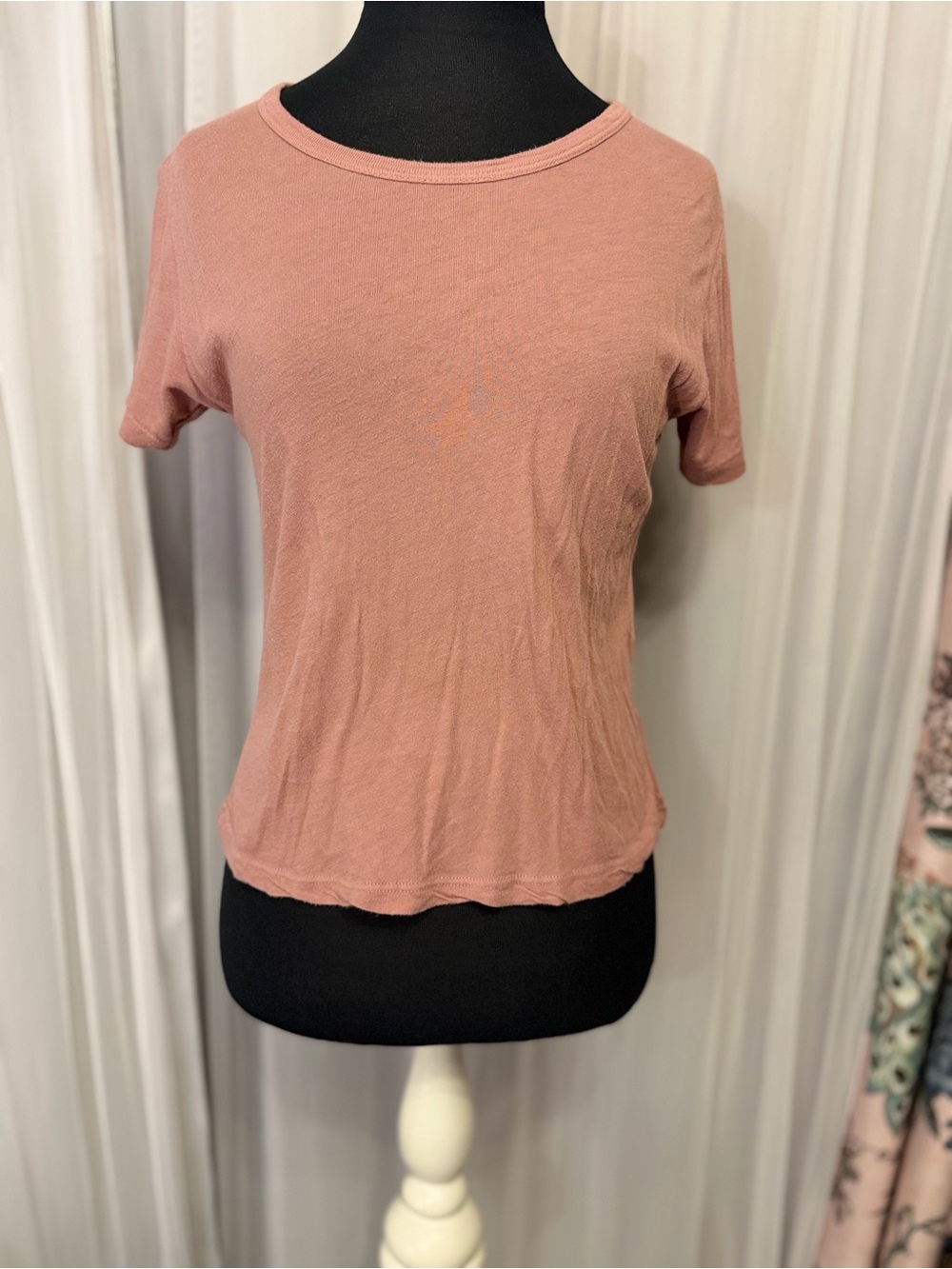 Brandy Melville Dusty Rose Short Sleeve Crew Tee